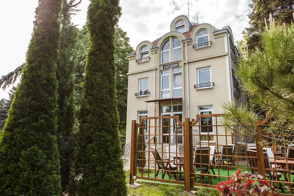 Hotel Duchess Varna 3*,