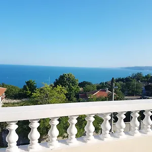 Apartment Trakata